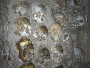Skulls embedded in the Chapel's walls (c) JoJan